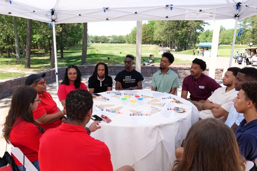 Participants in the Scholarship Golf Outing