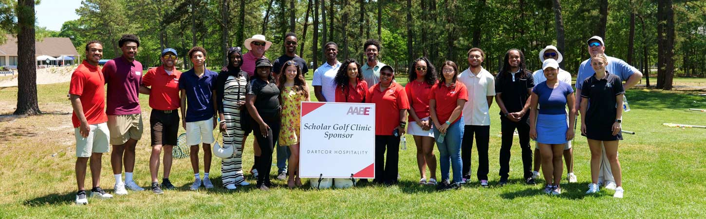 SJI Employees Help Fund $71,000 in Scholarships for Local Students 